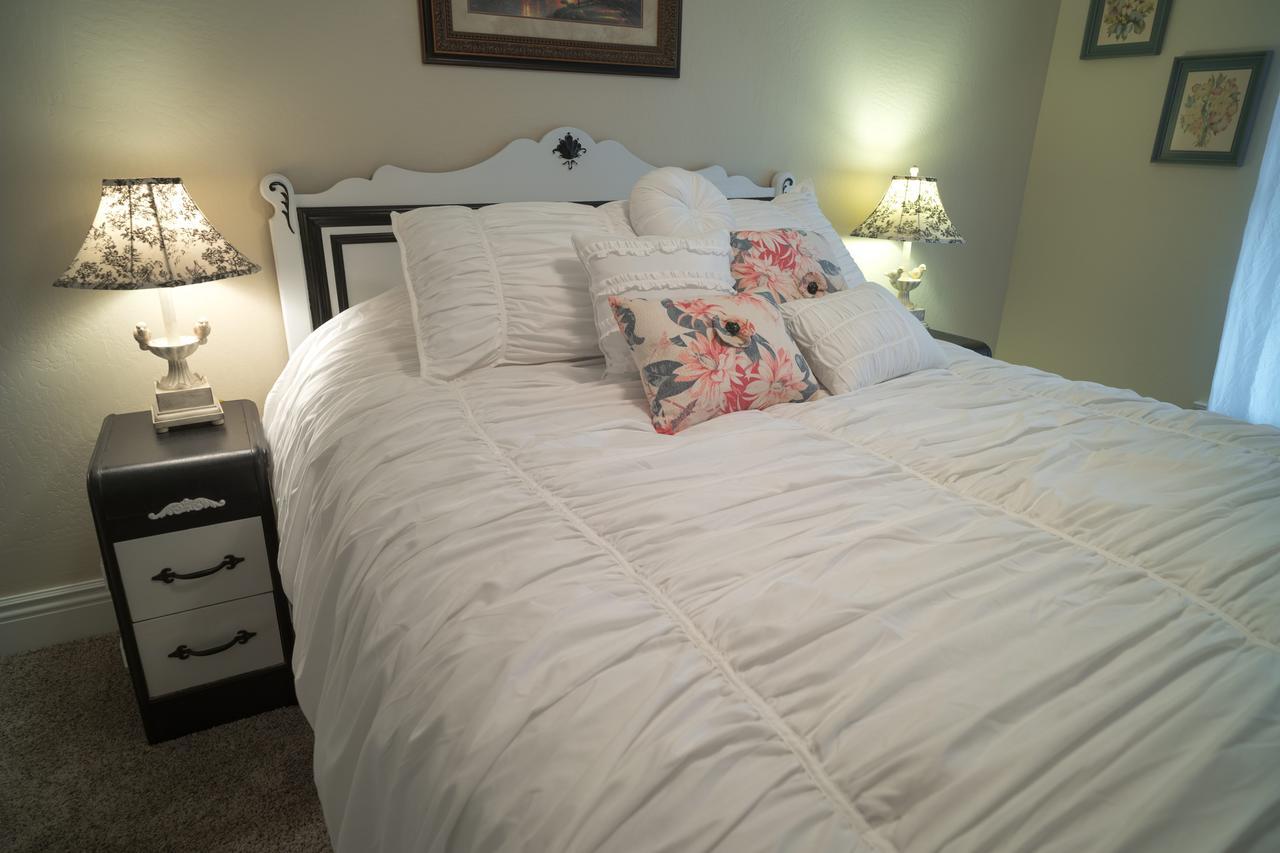 Poppy Sister Inn Lodi Phòng bức ảnh